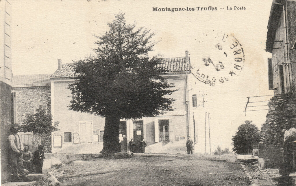 Vue du village de Montagnac, ancienne poste, ancienne carte postale